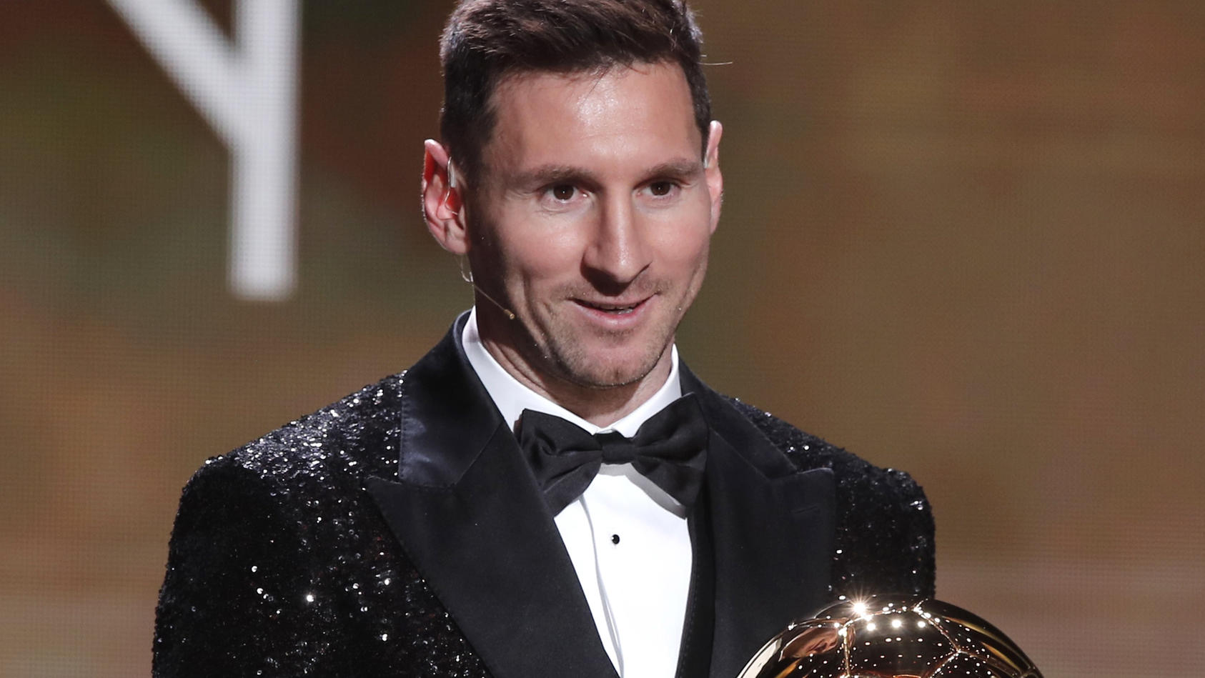 Zum siebten Mal erhält Lionel Messi den "Ballon d'Or".