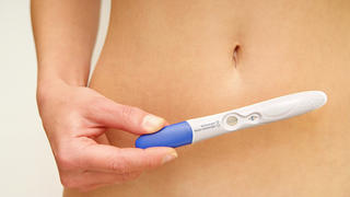 schwangerschaftstest negativ frau schwanger Fotolia 14009841 S.jpg