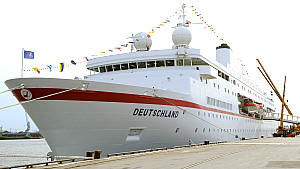 Das Kreuzfahrtschiff "MS Deutschland" 