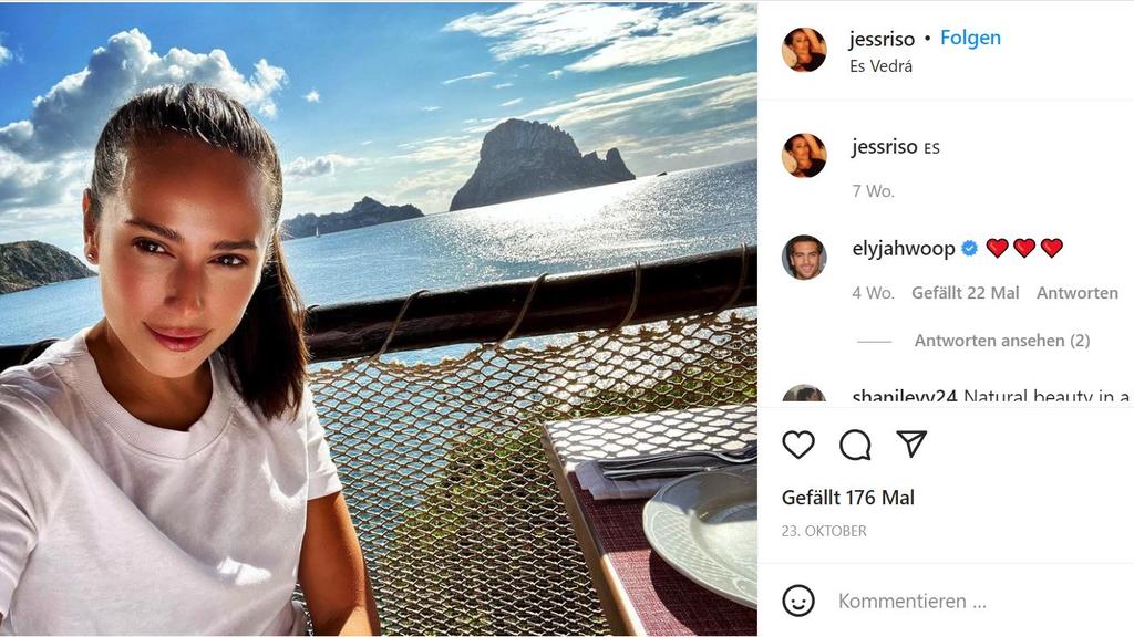 Elyas M'Barek kommentierte ein Urlaubsfoto von Jessica mit drei Herzen