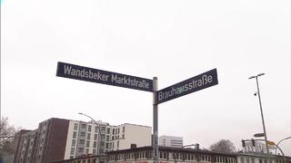 Beschilderung an der Kreuzung Wandsbeker Marktstraße/Brauhausstraße in Hamburg-Wandsbek.