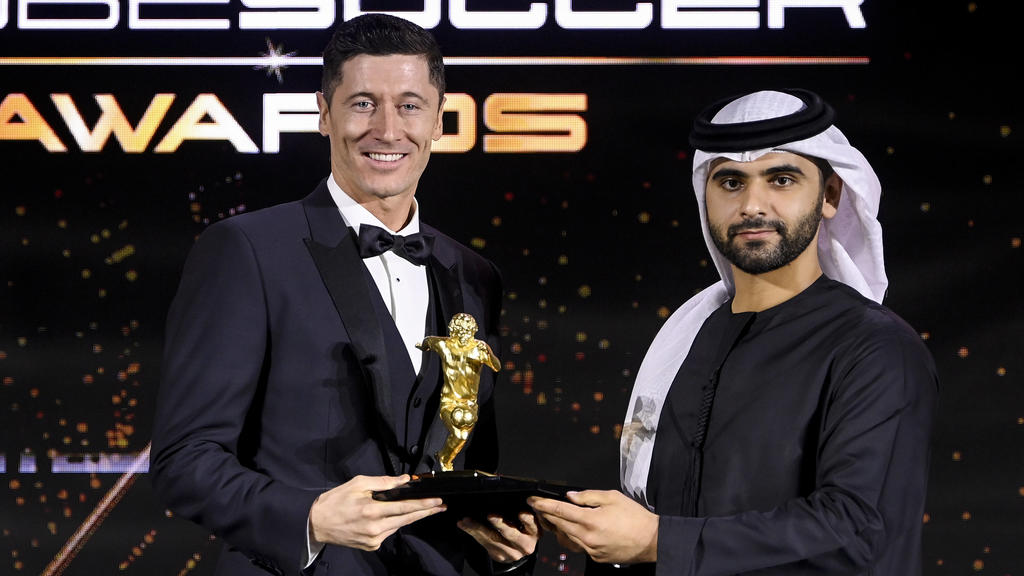 Foto Fabio Ferrari - LaPresse 27 Dicembre 2021 Dubai Emirati Arabi Dubai Globe Soccer Awards 2021 - Tredicesima Edizione. Nella foto: Maradona Award for Best Goal Scorer of the Year: Robert Lewandowski photo Fabio Ferrari - LaPresse December 27, 202