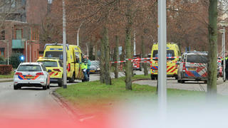 Ein 12-jähriger Junge ist bei einem Feuerwerksvorfall auf der Albert Cuyplaan in Haaksbergen (Overijssel) ums Leben gekommen.