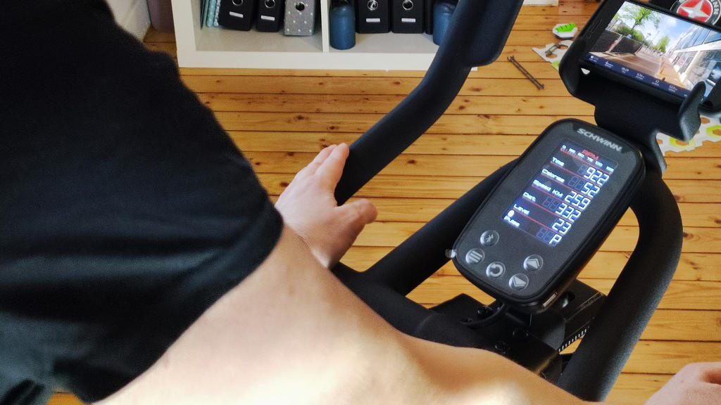 Radeln durch schöne Landschaften oder Städte - da bleibt man eher dabei auf dem Schwinn 800 IC
