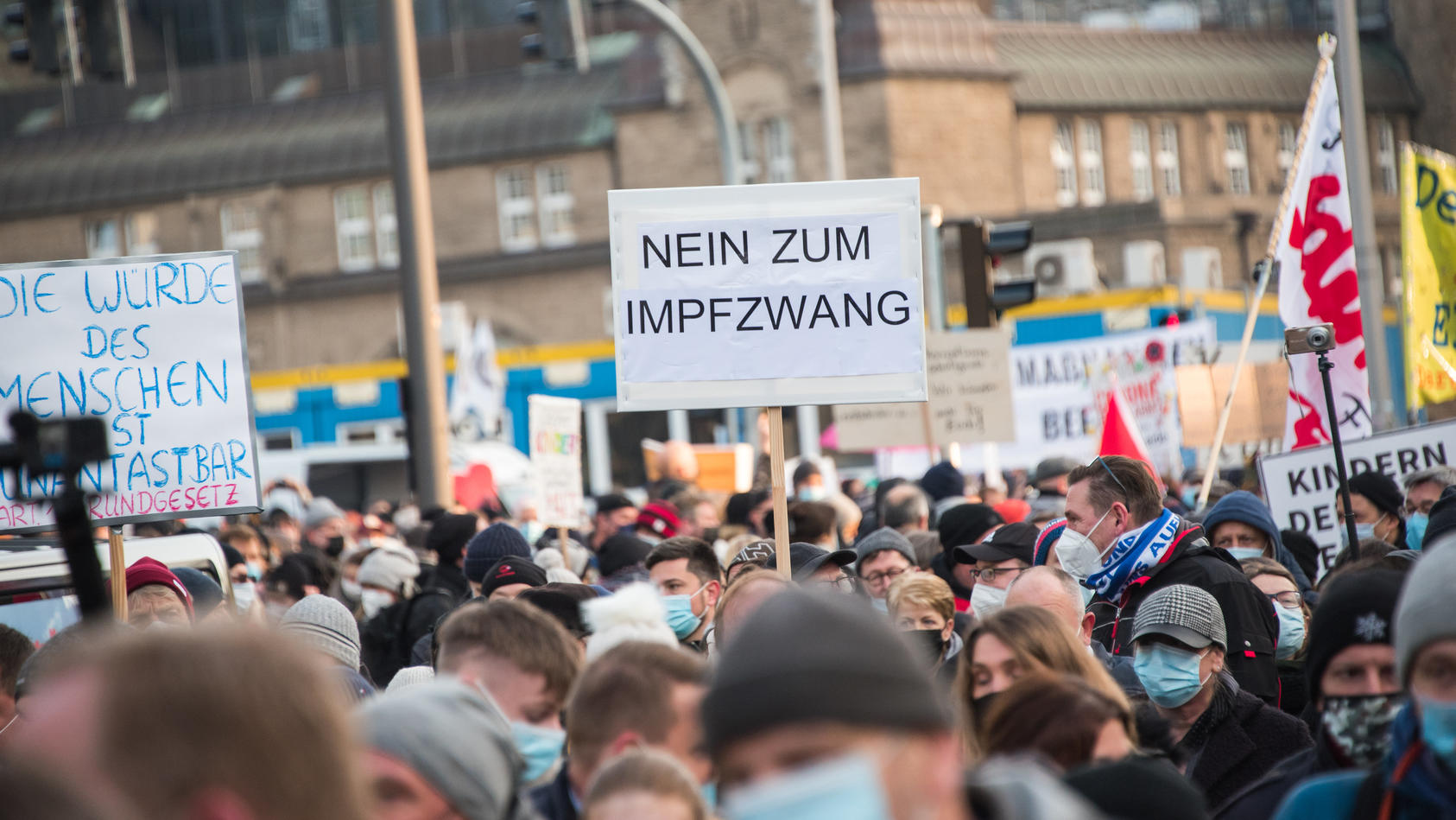 Proteste gegen die Corona-Maßnahmen in Hamburg.