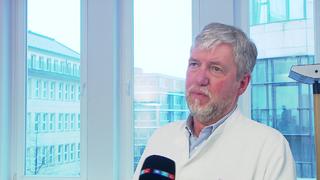 Virologe Dr. Thomas Fenner warnt vor Überbelastung in den Corona-Text-Laboren.
