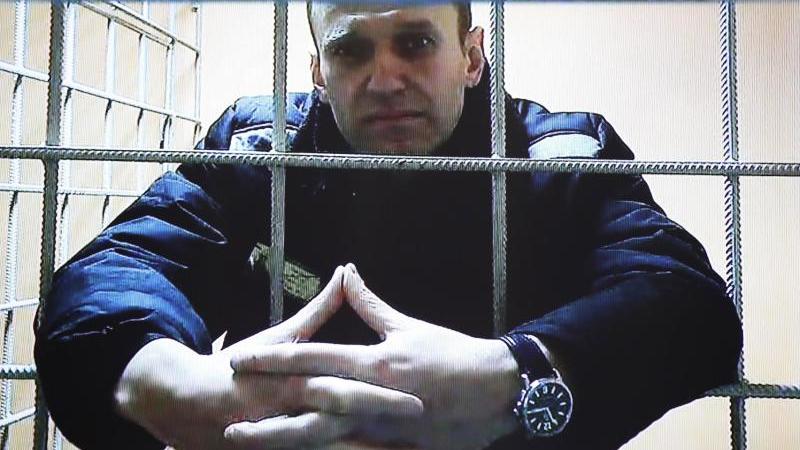 Seit 1 Jahr in Lagerhaft - Bewegender Post von Putin-Feind Nawalny