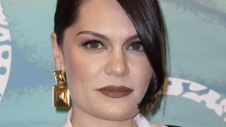 . 13/01/2022. London, United Kingdom. Jessie J arriving at Cirque du Soleil s Luzia premiere at the Royal Albert Hall in London. PUBLICATIONxINxGERxSUIxAUTxHUNxONLY xStephenxLockx/xi-Imagesx IIM-22996-0050 