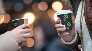 Wie entsorgt man eigentlich Coffee-to-go-Becher?