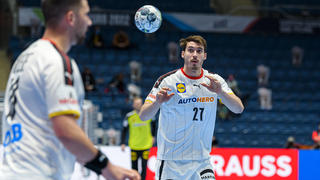 Bratislava, 23. Januar 2022: Handball EHF EM, Hauptrunde, Gruppe 2, Deutschland vs. Schweden Hendrik Wagner Deutschland / Ludwigshafen Bratislava Ondreja Nepelu Arena Slovakia *** Bratislava, 23 January 2022 Handball EHF European Championship, Main Round, Group 2, Germany vs Sweden Hendrik Wagner Germany Ludwigshafen Bratislava Ondreja Nepelu Arena Slovakia 