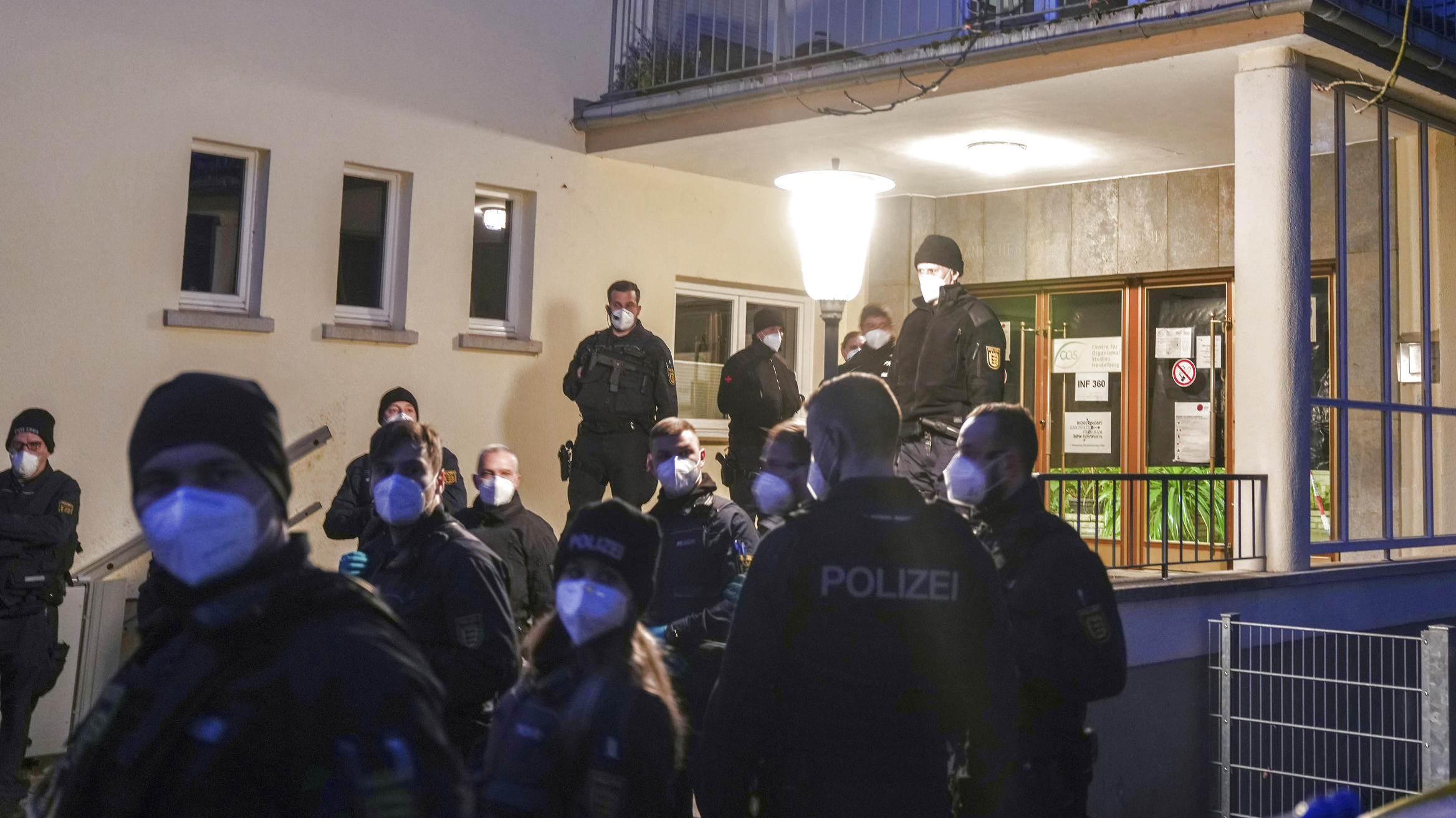 In Heidelberg waren über 400 Beamtinnen und Beamte im Einsatz, die Gewerkschaft der Polizei lobte das schnelle Eingreifen.