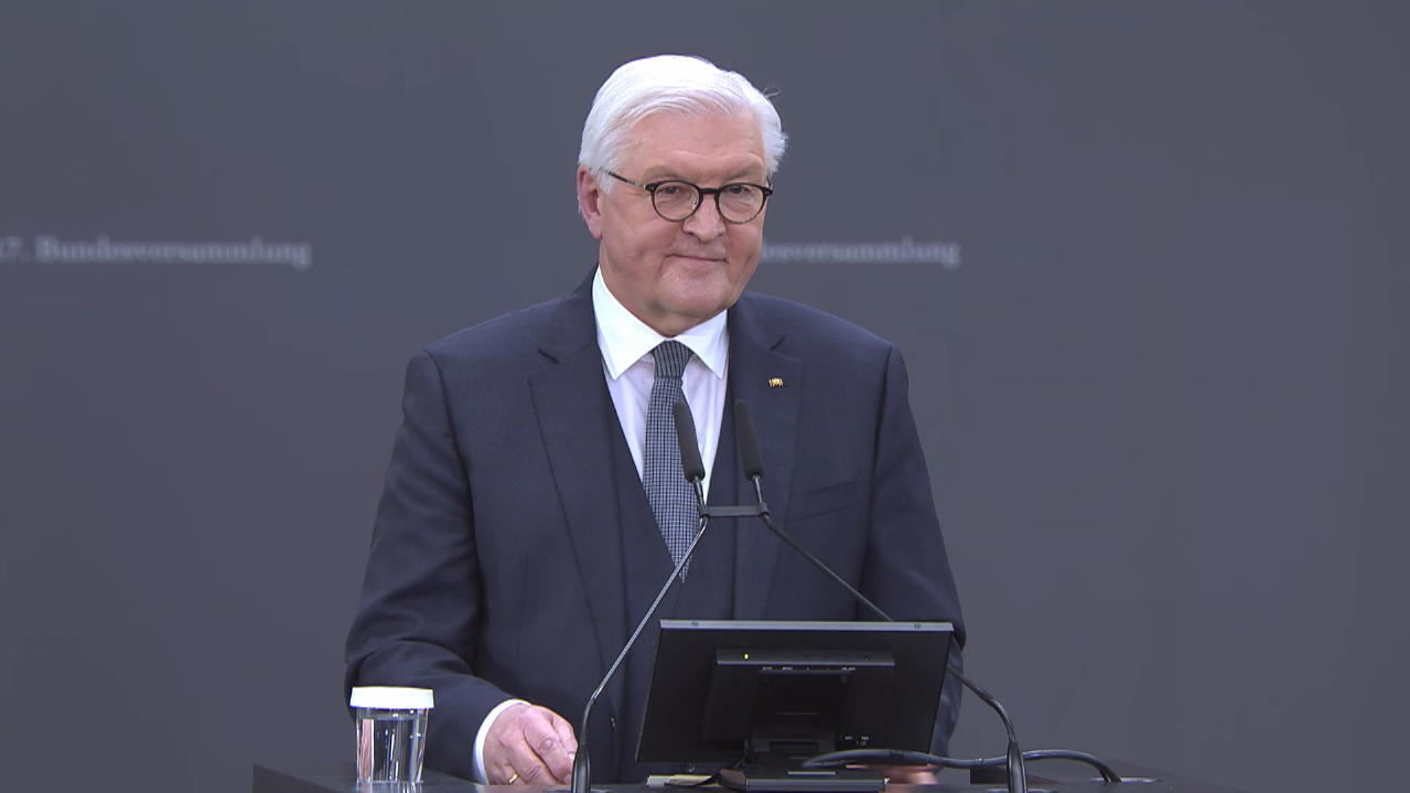 Nach Wiederwahl Zum Bundespräsidenten: Steinmeier Mit Flammender Rede ...