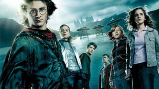 Harry Potter und der Feuerkelch aka. Harry Potter and the Goblet of Fire, 2005 Regie: Mike Newell, Filmplakat / Harry Potter und der Feuerkelch aka. Harry Potter and the Goblet of Fire, 2005. USA 2005 Copyright: KPA !AUFNAHMEDATUM GESCHÄTZT! Nur redaktionelle Nutzung im Zusammenhang mit dem Film. Editorial usage only and only related to the movie. Im Falle anderer Verwendungen, kontaktieren Sie uns bitte. For other uses, please contact us. UnitedArchives00906685  