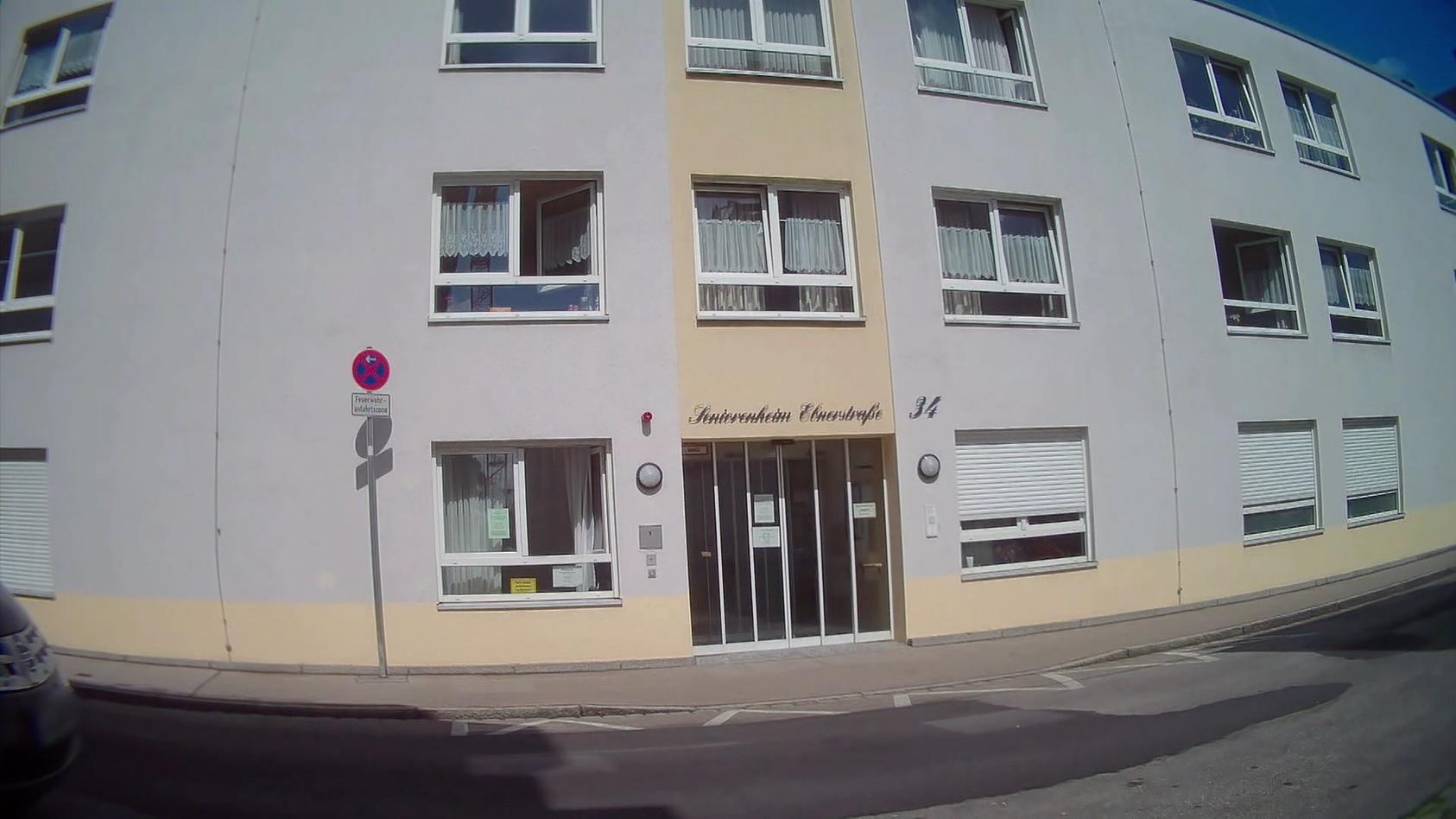 Seniorenheim Ebnerstraße in Augsburg - hier war "Team Wallraff"-Reporterin Carolin undercover als Pflegepraktikantin im Einsatz