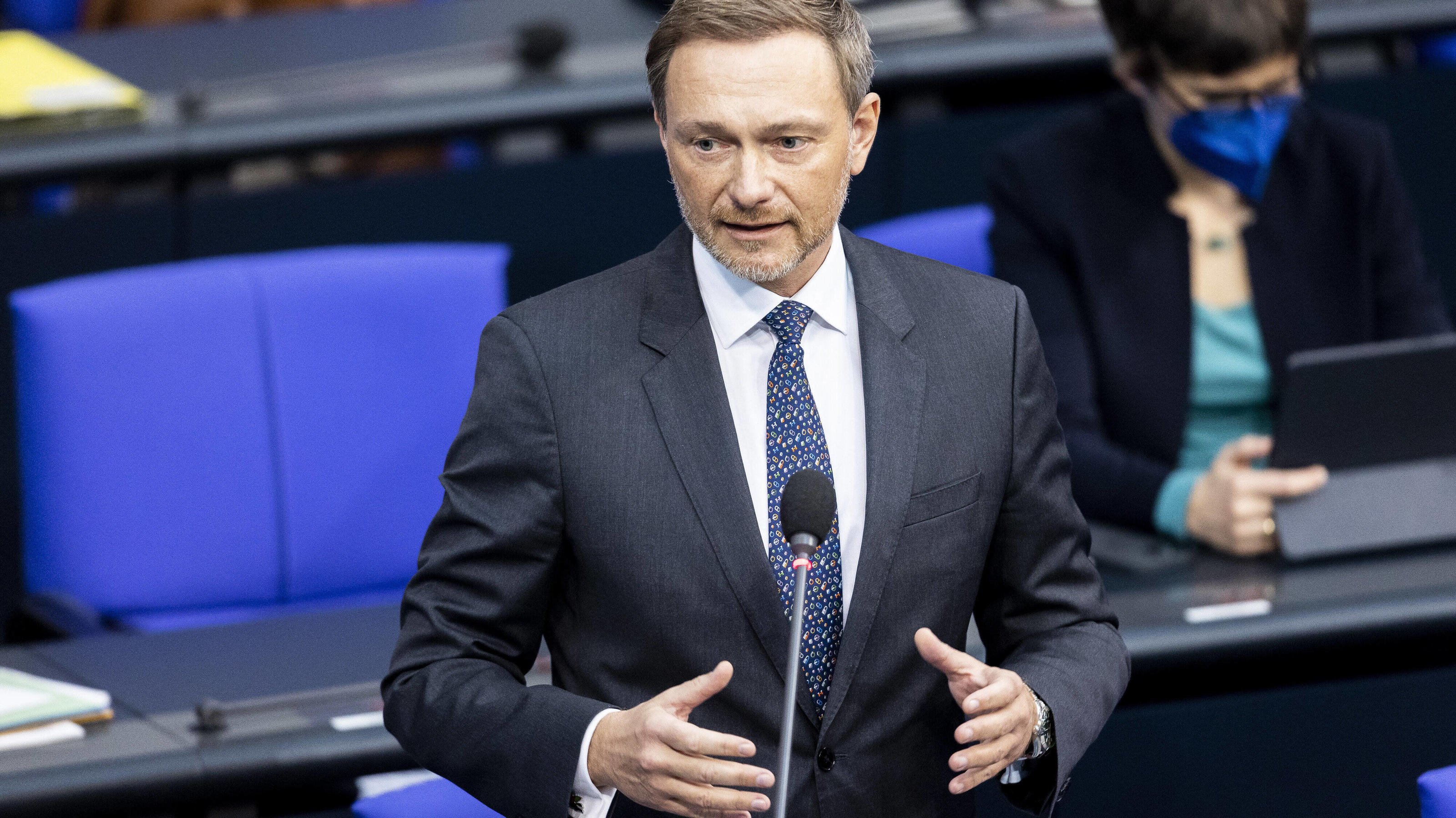  Christian Lindner FDP, Bundesminister der Finanzen, aufgenommen im Rahmen eine Regierungsbefragung im Deutschen Bundestag in Berlin.