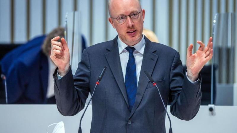 Christian Pegel (SPD)