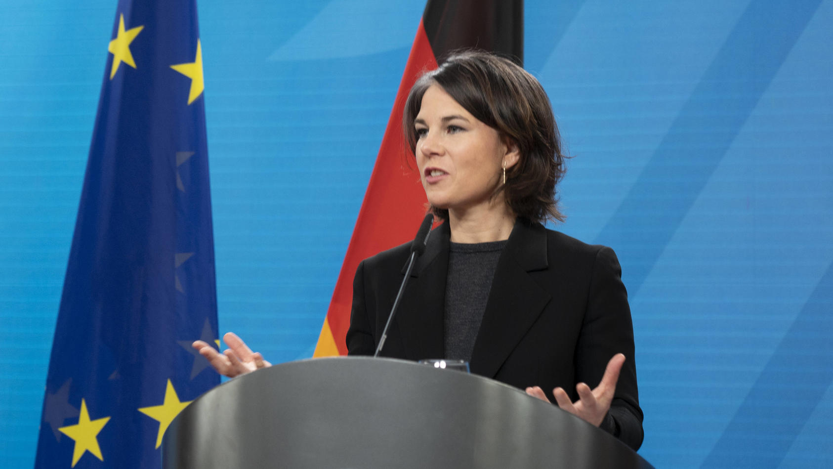 Bundesaußenministerin Annalena Baerbock Zum Ukraine-Krieg: „Dieser ...