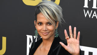  March 13, 2022, Los Angeles, CA, USA: Halle Berry attends the 27th Annual Critics Choice Awards at Fairmont Century Plaza on March 13, 2022 in Los Angeles, California. Los Angeles USA - ZUMAs181 20220313_zea_s181_063 Copyright: xImagespacex