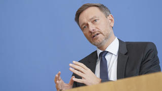  Bundespressekonferenz, Christian Lindner zum Finanzplan 2022 bis 2026 Aktuell,16.03.2022,Berlin,Bundesfinanzminister Christian Lindner im Portrait bei der Bundespressekonferenz zum Thema Eckwerte zum Regierungsentwurf 2023 und Finanzplan Berlin Berlin Deutschland *** Federal Press Conference, Christian Lindner on the financial plan 2022 to 2026 Current,16 03 2022,Berlin,Federal Finance Minister Christian Lindner in portrait at the Federal Press Conference on the subject of key figures on the government draft 2023 and financial plan Berlin Berlin Germany
