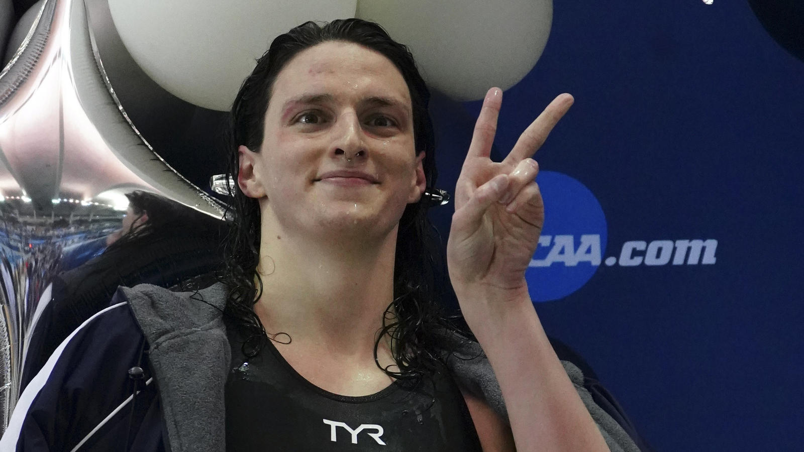 Mega Zoff Um Transgender Sieg Im US Schwimmsport Als Mann Schwamm Lia