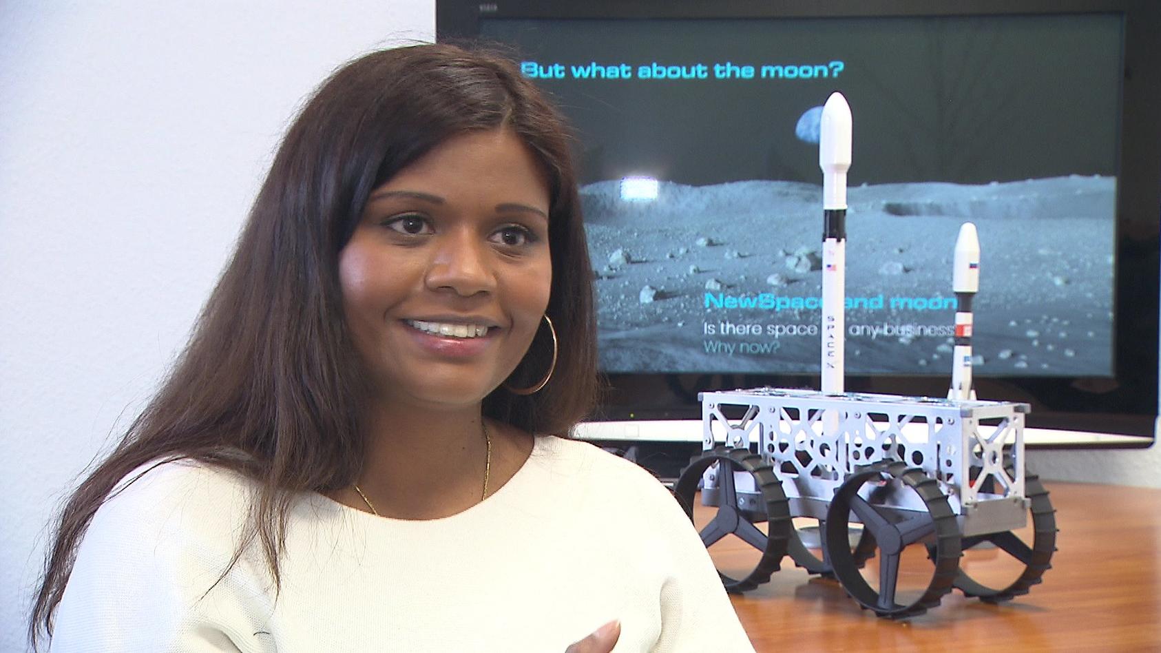 Irene in ihrem Berliner Start-Up Neurospace.