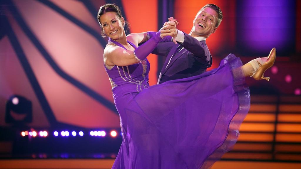 Caroline Bosbach und Valentin Lusin dürfen in der sechsten Show wieder aufs "Let's Dance"-Parkett.