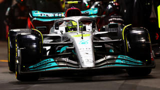 JEDDAH, SAUDI ARABIA - MARCH 27: Lewis Hamilton of Great Britain driving the (44) Mercedes AMG Petronas F1 Team W13 makes a pitstop during the F1 Grand Prix of Saudi Arabia at the Jeddah Corniche Circuit on March 27, 2022 in Jeddah, Saudi Arabia. (Photo by Mark Thompson/Getty Images)