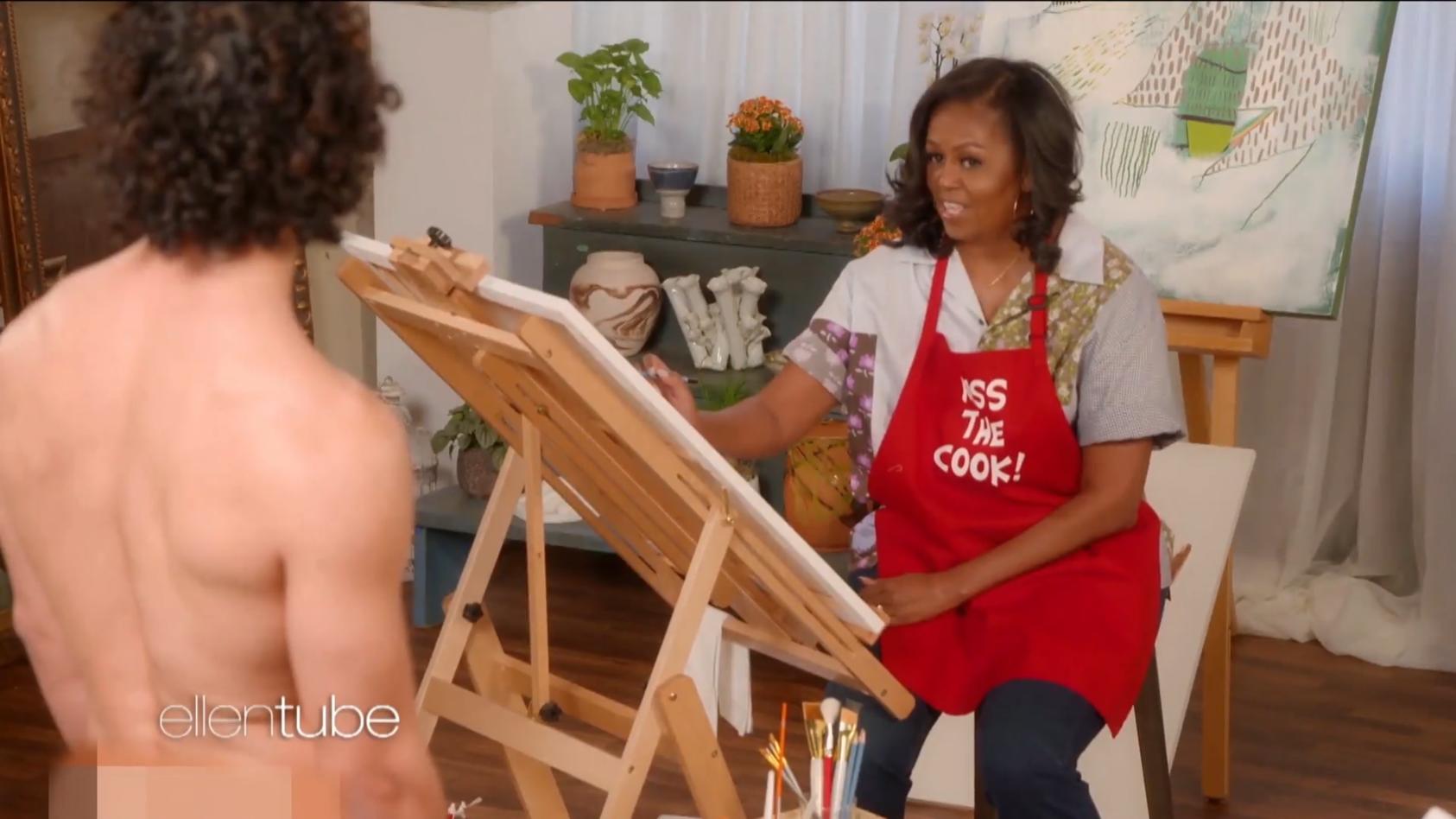 Heiße Überraschung Ex-First-Lady Michelle Obama von nacktem Mann überrascht
