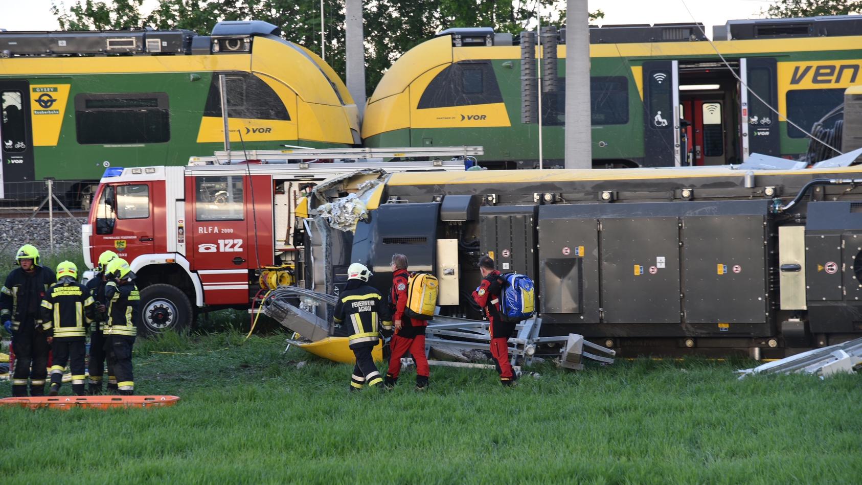 Österreich: Ein Toter Und Mehrere Verletzte Bei Zugunglück