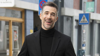 Schauspieler Jo Weil spielt die Rolle des Dominic Adams in der RTL-Vorabendserie Unter uns