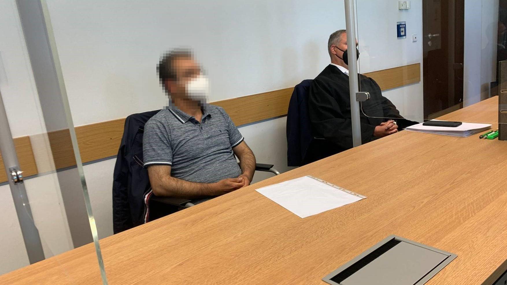 Klinik lässt ihn weiterhin arbeiten