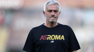  Torino Fc v As Roma Jose Mourinho, head coach of As Roma looks on during the Serie A match between Torino Fc and As Roma at Stadio Olimpico on May 20, 2022 in Turin, Italy. Torino Stadio Olimpico Italy Copyright: xMarcoxCanonierox