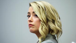 Actor Amber Heard during the Depp vs Heard defamation trial at the Fairfax County Circuit Court in Fairfax, Virginia, U.S. May 26, 2022. Michael Reynolds/Pool via REUTERS