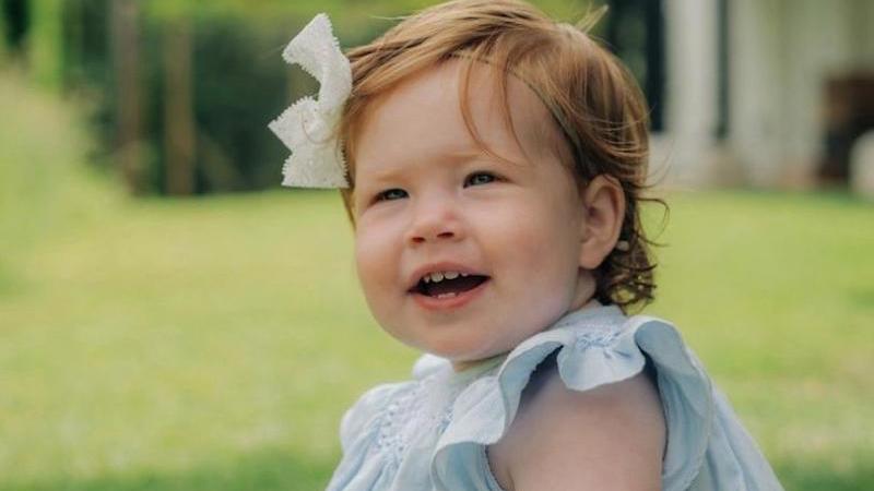 Lilibet Diana Mountbatten-Windsor, die Tochter von Prinz Harry und Herzogin Meghan.