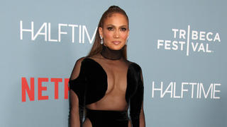  NEW YORK, NY- JUNE 8: Jennifer Lopez at the 21st Tribeca Festival Opening Night premiere of Halftime at The United Palace in New York City on June 8, 2022. PUBLICATIONxNOTxINxUSA Copyright: xRWx