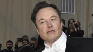 FILE - Elon Musk attends The Metropolitan Museum of Art's Costume Institute benefit gala celebrating the opening of the "In America: An Anthology of Fashion" exhibition on May 2, 2022, in New York. Musk is expected to meet with Twitter employees Thursday, June 16, 2022 in an apparent effort to assuage concerns about his $44 billion deal to acquire the social platform. (Photo by Evan Agostini/Invision/AP)