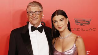 Time 100 Gala in New York Bill Gates AND Phoebe Gates arrive on the red carpet at the 2022 TIME100 Gala on Wednesday June 8, 2022 in New York City. PUBLICATIONxINxGERxSUIxAUTxHUNxONLY NYP20220608171 JohnxAngelillo