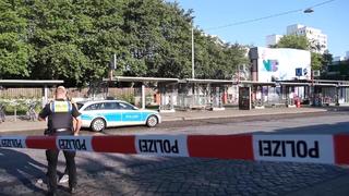 Der Messerangriff soll sich an einer Bushaltestelle im Hamburger Stadtteil Mümmelmannsberg abgespielt haben.