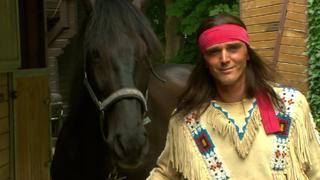 Sascha Hödl (29) übernimmt bei der Premiere von "Der Ölprinz" die Rolle des Winnetou.