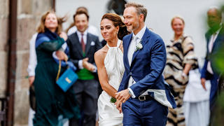 Franca Lehfeldt und Christian Lindner nach ihrer Trauung in der St. Severin Kirche auf Sylt.