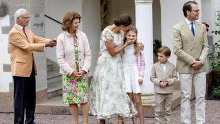  14-07-2022 Sweden Prince Daniel and Prince Oscar, Princess Estelle and Princess Victoria and King Carl Gustaf and Queen Silvia and Prince Carl Philip and Princess Sofia and Princess Madeleine during the festivities for the crown princess her 45th birthday at Borgholm Slott castle ruin in Borgholm. c PPE/Nieboer Point de Vue out PUBLICATIONxINxGERxSUIxAUTxONLY Copyright: xPPEx