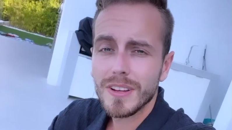 Julian Claßen steht jetzt zu seiner neuen Freundin