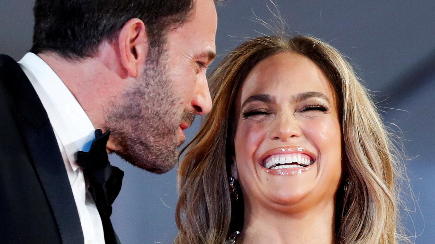 FILE PHOTO: The 78th Venice Film Festival - Premiere screening of the film The Last Duel  - Out of competition - Venice, Italy, September 10, 2021. Jennifer Lopez and Ben Affleck. REUTERS/Yara Nardi     TPX IMAGES OF THE DAY/File Photo