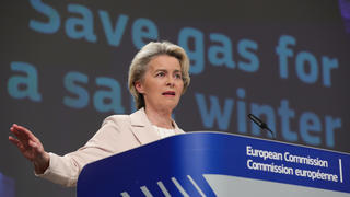 News Themen der Woche KW29 220721 -- BRUSSELS, July 21, 2022 -- European Commission President Ursula von der Leyen speaks at a press conference in Brussels, Belgium, July 20, 2022. The European Commission on Wednesday unveiled proposals for member states to reduce their gas consumption by 15 percent from Aug. 1 till the end of March 2023. The plan, named Save Gas for a Safe Winter, calls on governments to campaign for households to lower the thermostat, limit heating or cooling in public buildings, and give industry incentives to use alternative fuels where possible or reduce gas consumption.  BELGIUM-BRUSSELS-EU-GAS CONSUMPTION-REDUCTION PLAN ZhengxHuansong PUBLICATIONxNOTxINxCHN