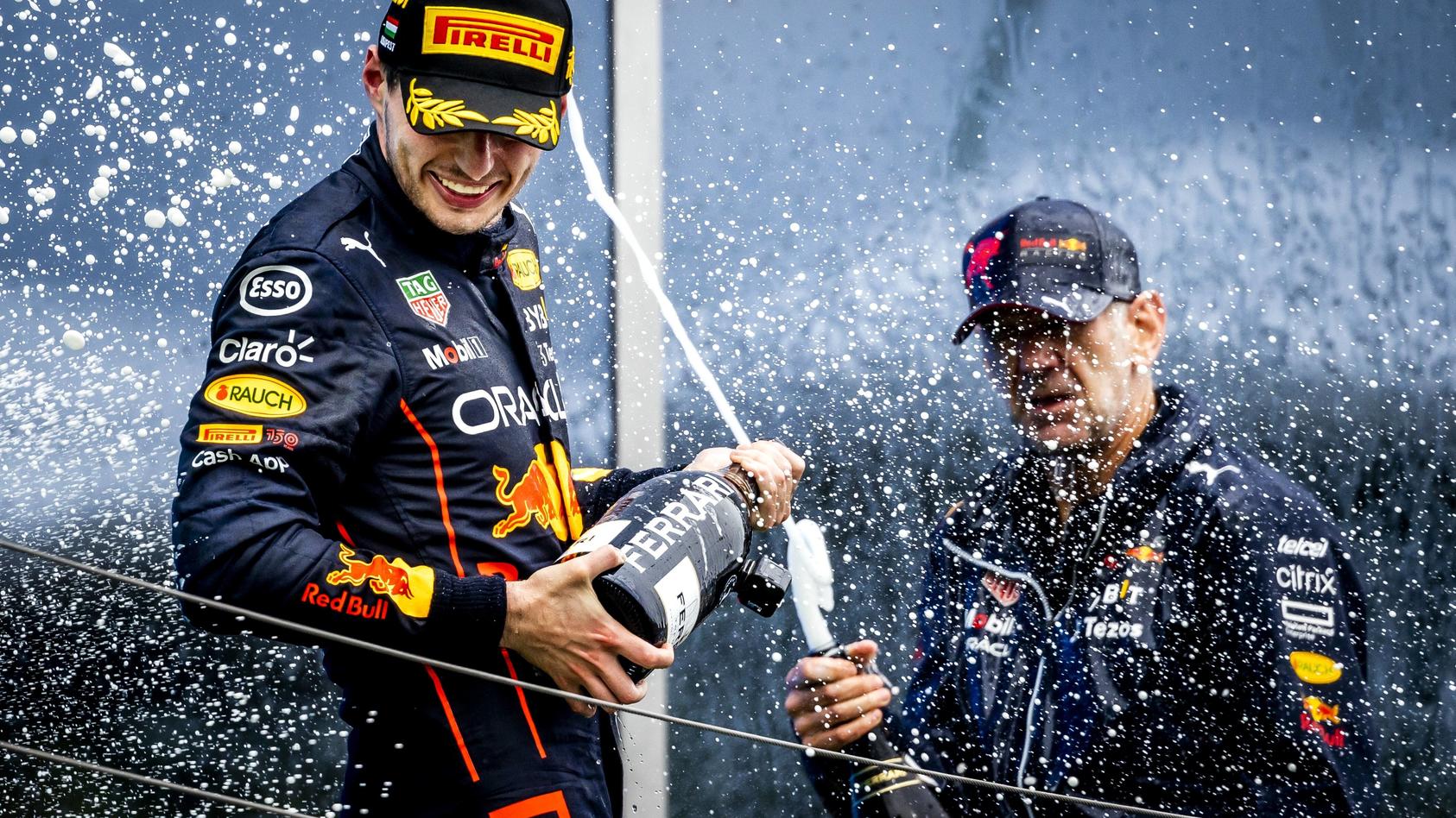 BUDAPEST - Max Verstappen Oracle Red Bull Racing wins the Hungarian Grand Prix at the Hungaroring Circuit on July 31, 2022 in Budapest, Hungary. REMKO DE WAAL Match 2022 xVIxANPxSportx/xxANPxIVx *** BUDAPEST Max Verstappen Oracle Red Bull Racing wins
