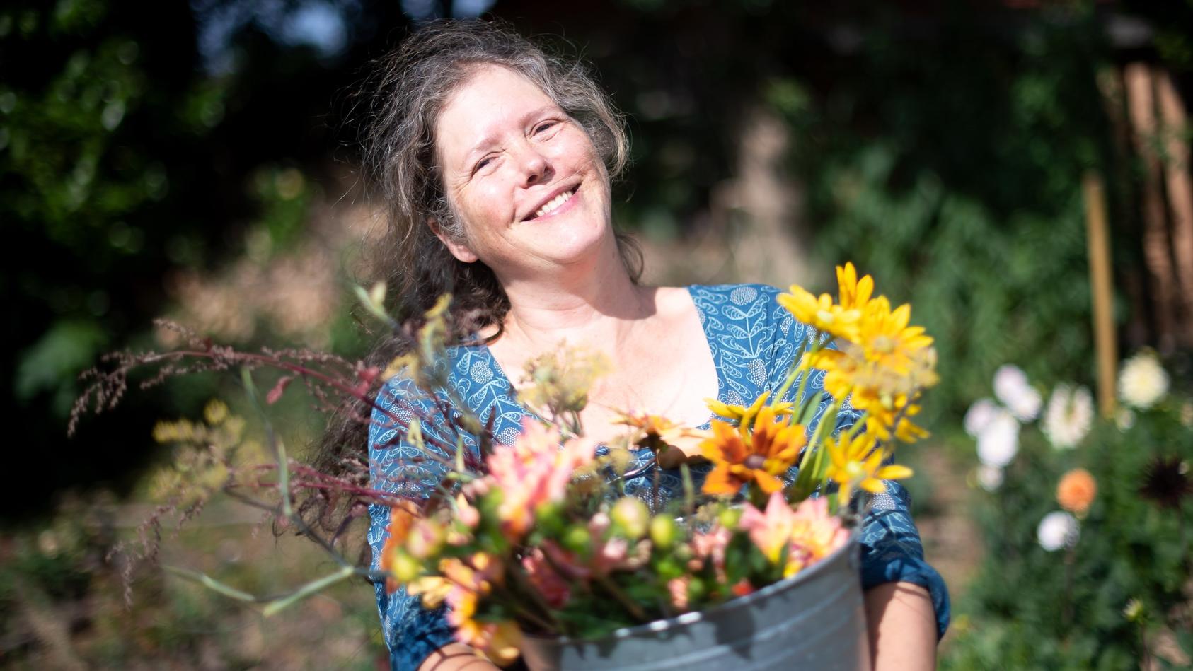 "Slow Flower"-Bewegung - Claudia Werner pflanzt alle Schnittblumen selbst in ihrem Bremer Garten an.