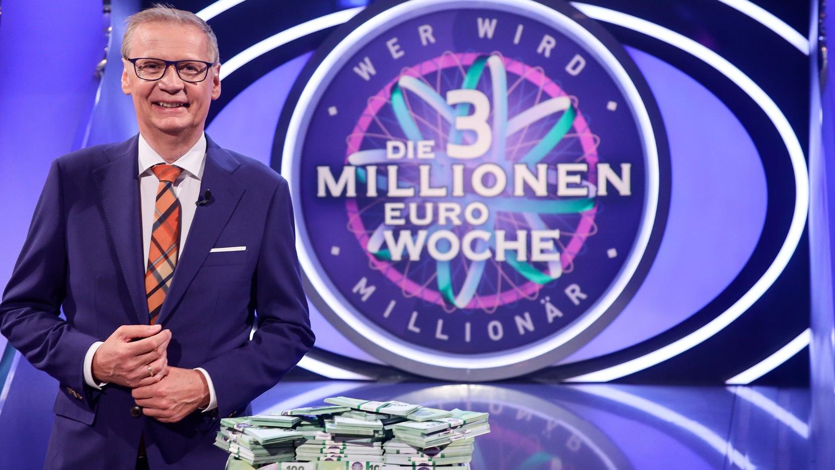 Moderator Günther Jauch präsentiert das große Finale der "Wer wird Millionär?"-Eventwoche mit der Chance auf drei Millionen Euro