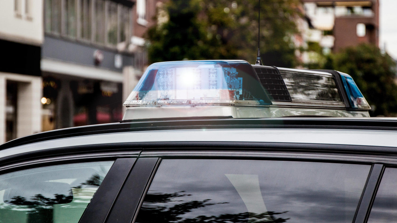 Westhausen in Südthüringen - Polizei findet zwei Tote in Stausee