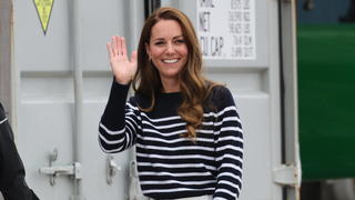  . 31/07/2022. Plymouth, United Kingdom. Kate Middleton, the Duchess of Cambridge, in Plymouth, United Kingdom , where she went sailing with the British team during the Great Britain Sail Grand Prix. PUBLICATIONxINxGERxSUIxAUTxHUNxONLY xStephenxLockx/xi-Imagesx IIM-23653-0020