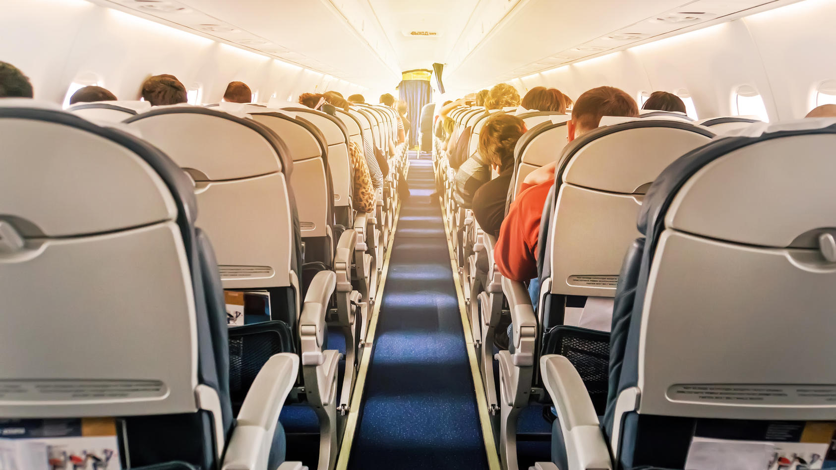 Todesfall im Flugzeug - Passagier stirbt an Bord - was dann?